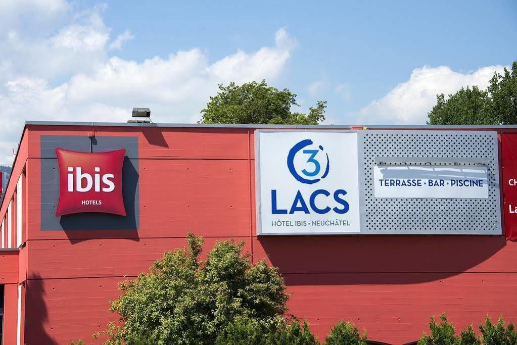 Ibis 3 Lacs Neuchatel Thielle Buitenkant foto